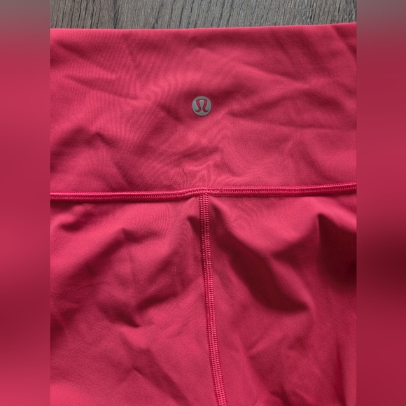 Lululemon Vibrant Pink High-Waisted 3/4 length Leggings - Picture 3 of 4